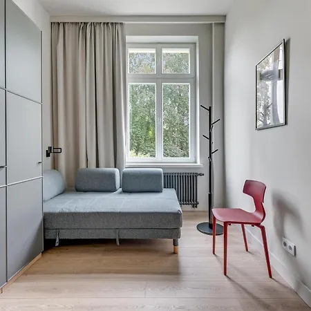 Grand - Herbsta Lägenhet *